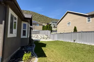 7081 N Hollow View Ct, Eagle Mountain, UT 84005 - Photo 31
