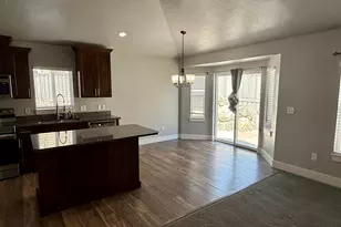 7081 N Hollow View Ct, Eagle Mountain, UT 84005 - Photo 5