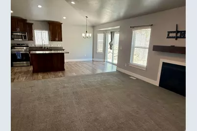 7081 N Hollow View Ct, Eagle Mountain, UT 84005 - Photo 9