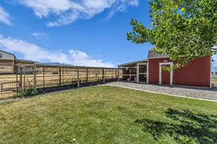 1644 E Arrowhead Ln, Erda, UT 84074 - Photo 41