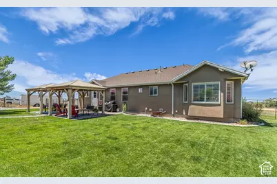 1644 E Arrowhead Ln, Erda, UT 84074 - Photo 31