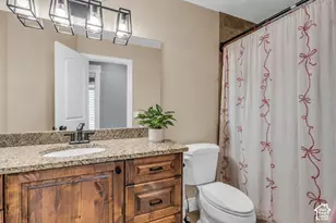 1644 E Arrowhead Ln, Erda, UT 84074 - Photo 17