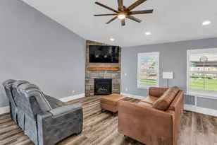 1644 E Arrowhead Ln, Erda, UT 84074 - Photo 5
