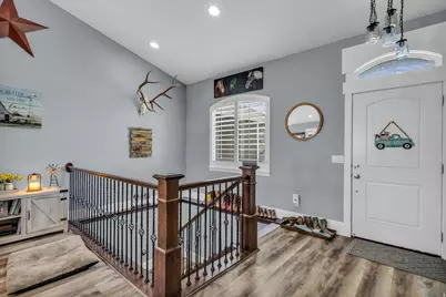 1644 E Arrowhead Ln, Erda, UT 84074 - Photo 9