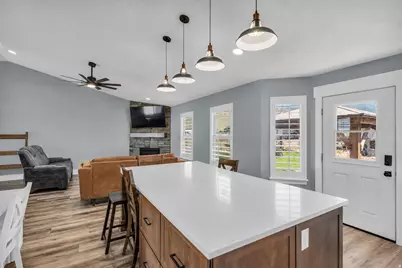 1644 E Arrowhead Ln, Erda, UT 84074 - Photo 11