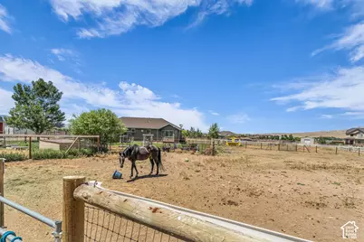 1644 E Arrowhead Ln, Erda, UT 84074 - Photo 47
