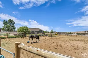1644 E Arrowhead Ln, Erda, UT 84074 - Photo 47