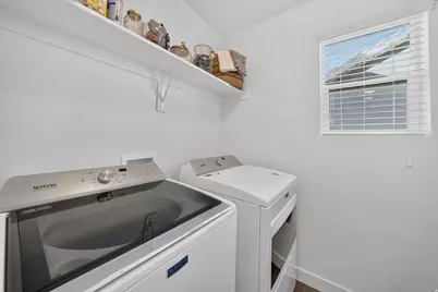 3039 S Red Pine Dr W, Saratoga Springs, UT 84045 - Photo 17