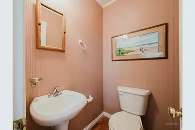 2289 E Sunset Dr, Layton, UT 84040 - Photo 11
