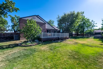 2289 E Sunset Dr, Layton, UT 84040 - Photo 37