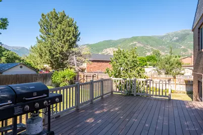 2289 E Sunset Dr, Layton, UT 84040 - Photo 33