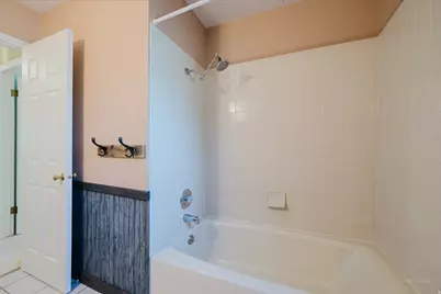 2289 E Sunset Dr, Layton, UT 84040 - Photo 21