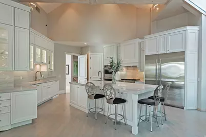 3222 E Eagle View Cir S, Sandy, UT 84092 - Photo 17