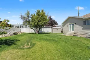5427 W 4100 S, West Valley, UT 84120 - Photo 33