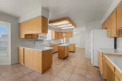 5427 W 4100 S, West Valley, UT 84120 - Photo 7