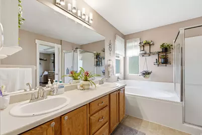 10904 S Poplar Brook Pl W, South Jordan, UT 84095 - Photo 25