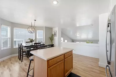 10904 S Poplar Brook Pl W, South Jordan, UT 84095 - Photo 17