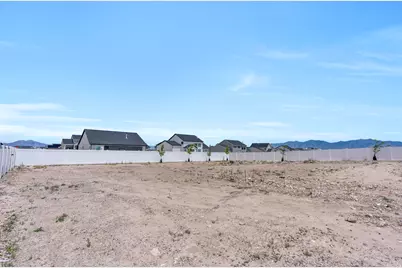 778 W Cherry Orchard Ln, Grantsville, UT 84029 - Photo 37