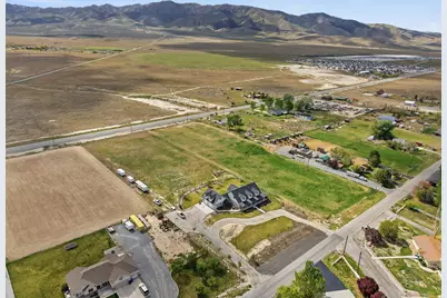 497 N Old Lincoln Hwy W, Grantsville, UT 84029 - Photo 35