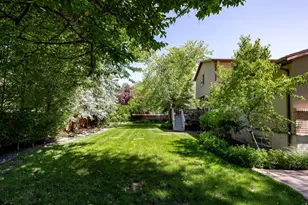 8158 S Andorra Ln E, Sandy, UT 84093 - Photo 27