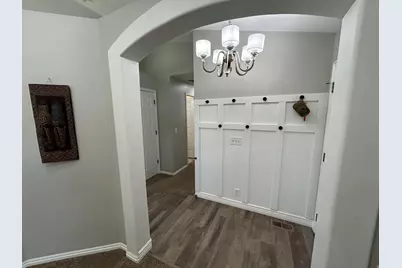 12171 S Laurel Chase Dr W, Riverton, UT 84065 - Photo 7
