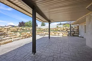 2389 S Prairie View Dr W, Eagle Mountain, UT 84005 - Photo 47