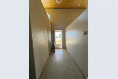256 S 300 E, Blanding, UT 84511 - Photo 13