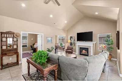 1968 W 9270 S #D, West Jordan, UT 84088 - Photo 7