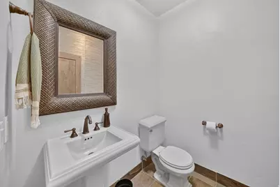 3200 E 3900 S, Holladay, UT 84124 - Photo 17