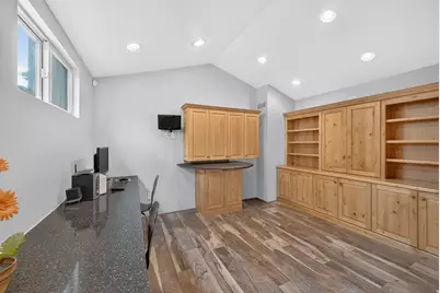 3200 E 3900 S, Holladay, UT 84124 - Photo 23