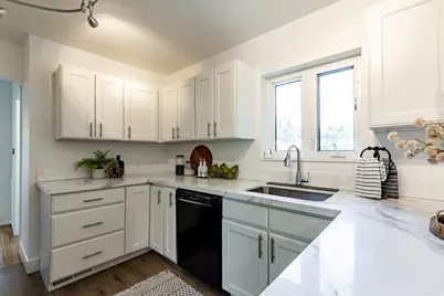 2173 S Nowell Cir E, Salt Lake City, UT 84115 - Photo 3