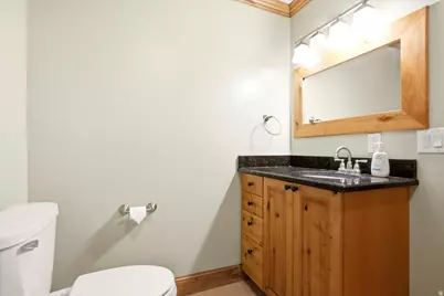 623 N Wall St W, Salt Lake City, UT 84103 - Photo 21