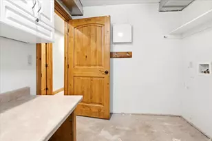 623 N Wall St W, Salt Lake City, UT 84103 - Photo 29