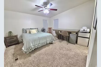 196 W Rio Grand Dr, Moab, UT 84532 - Photo 9