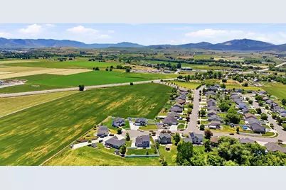 873 E 675 N, Wellsville, UT 84339 - Photo 47