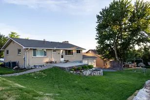 481 E 540 N, Centerville, UT 84014 - Photo 3