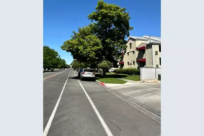 541 E 500 N #9, Provo, UT 84606 - Photo 27
