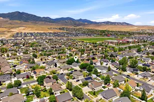 8462 S Oak Farm Dr W, West Jordan, UT 84081 - Photo 5