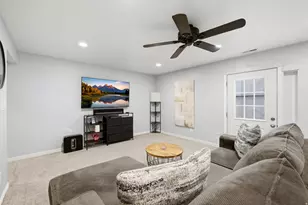 8462 S Oak Farm Dr W, West Jordan, UT 84081 - Photo 21