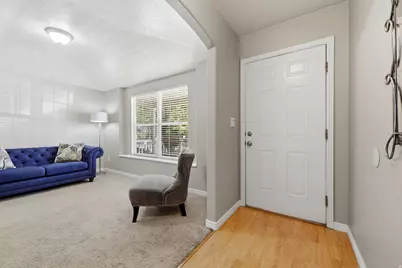 8462 S Oak Farm Dr W, West Jordan, UT 84081 - Photo 13