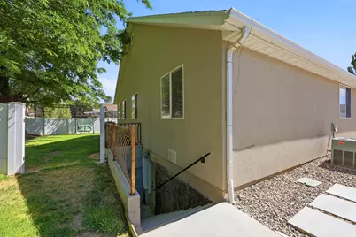 8462 S Oak Farm Dr W, West Jordan, UT 84081 - Photo 49
