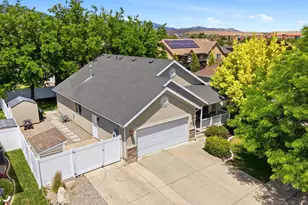8462 S Oak Farm Dr W, West Jordan, UT 84081 - Photo 5