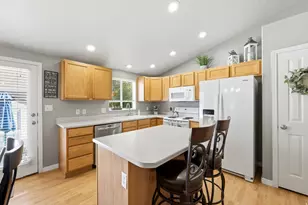8462 S Oak Farm Dr W, West Jordan, UT 84081 - Photo 23