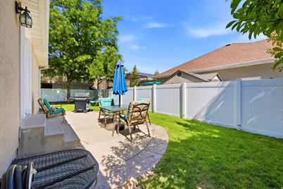 8462 S Oak Farm Dr W, West Jordan, UT 84081 - Photo 43