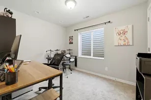 8462 S Oak Farm Dr W, West Jordan, UT 84081 - Photo 27