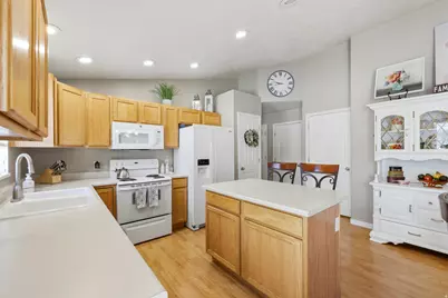 8462 S Oak Farm Dr W, West Jordan, UT 84081 - Photo 25