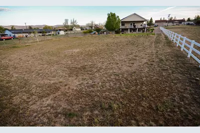 450 E 200 S, Fairview, UT 84629 - Photo 3