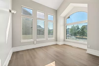 7462 S Sunset Maple Dr W, West Jordan, UT 84081 - Photo 5