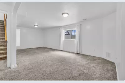 3609 W Jupiter Hills Dr, Syracuse, UT 84075 - Photo 25