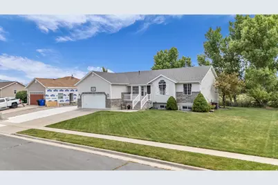 3609 W Jupiter Hills Dr, Syracuse, UT 84075 - Photo 39